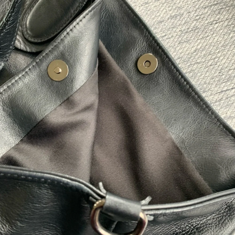 Oversized Boho Laura do Maggio Large leather tote. Black leather. Gently used